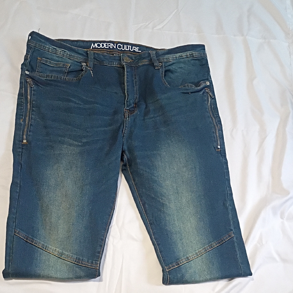 Men’s Relaxed Fit Blue Denim Jeans